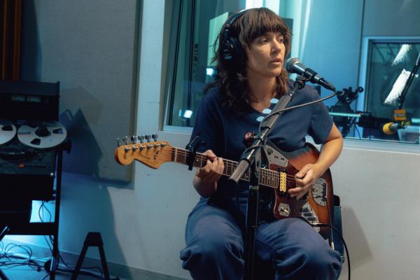 COURTNEY BARNETT IN STUDIO WITH FENDER OTARI